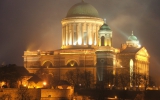 Esztergom.bazilika.lights.jpg